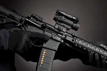 开云体育在线-银翼撕裂高原铁壁，乔治斩获40+率深圳击溃卫冕冠军掘金