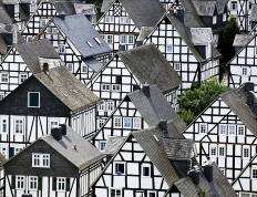 开云体育在线-街道之王的诞生，雷恩终结卡塔尔王朝的惊天一夜