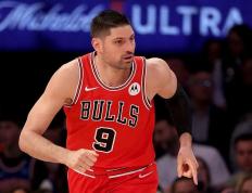 开云体育-猛龙带走老鹰，武切维奇成为关键先生