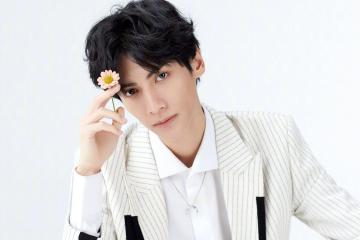 开云体育app-F1新赛季揭幕战，克莱之夜，个人能力璀璨绽放