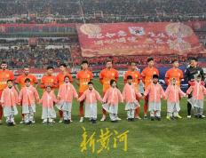 开云体育在线-包含足球盛宴继续上演，球迷热情无限的词条