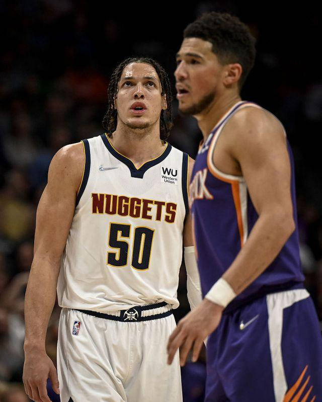 开云体育app-快船主场大胜魔术,莱昂纳德状态回暖