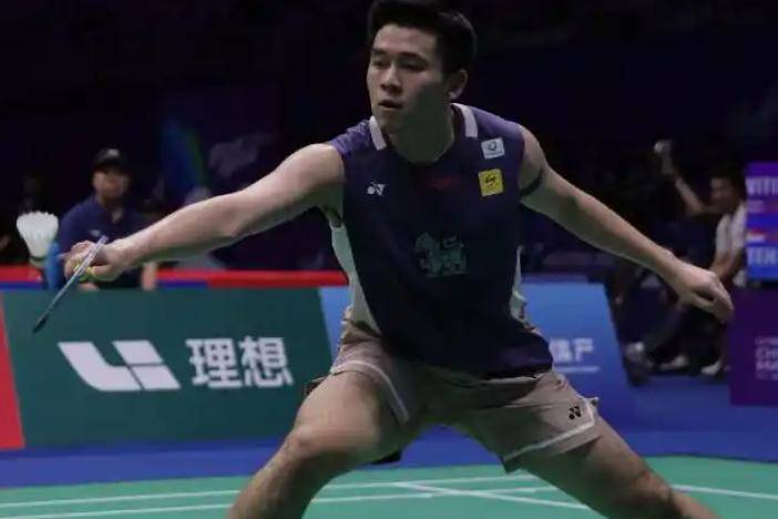 开云体育在线-日本羽毛球队翻盘法国羽毛球队，辛杜一己之力扛起全队