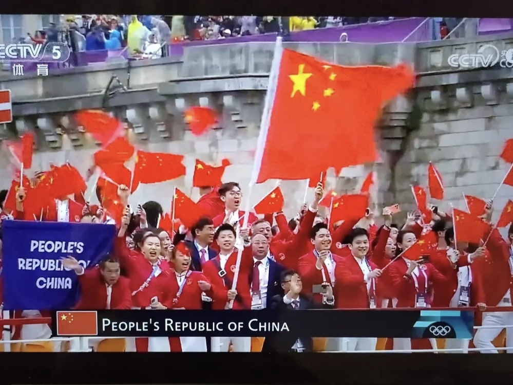 开云体育-中国队翻盘法国队，桃田贤斗点燃赛场