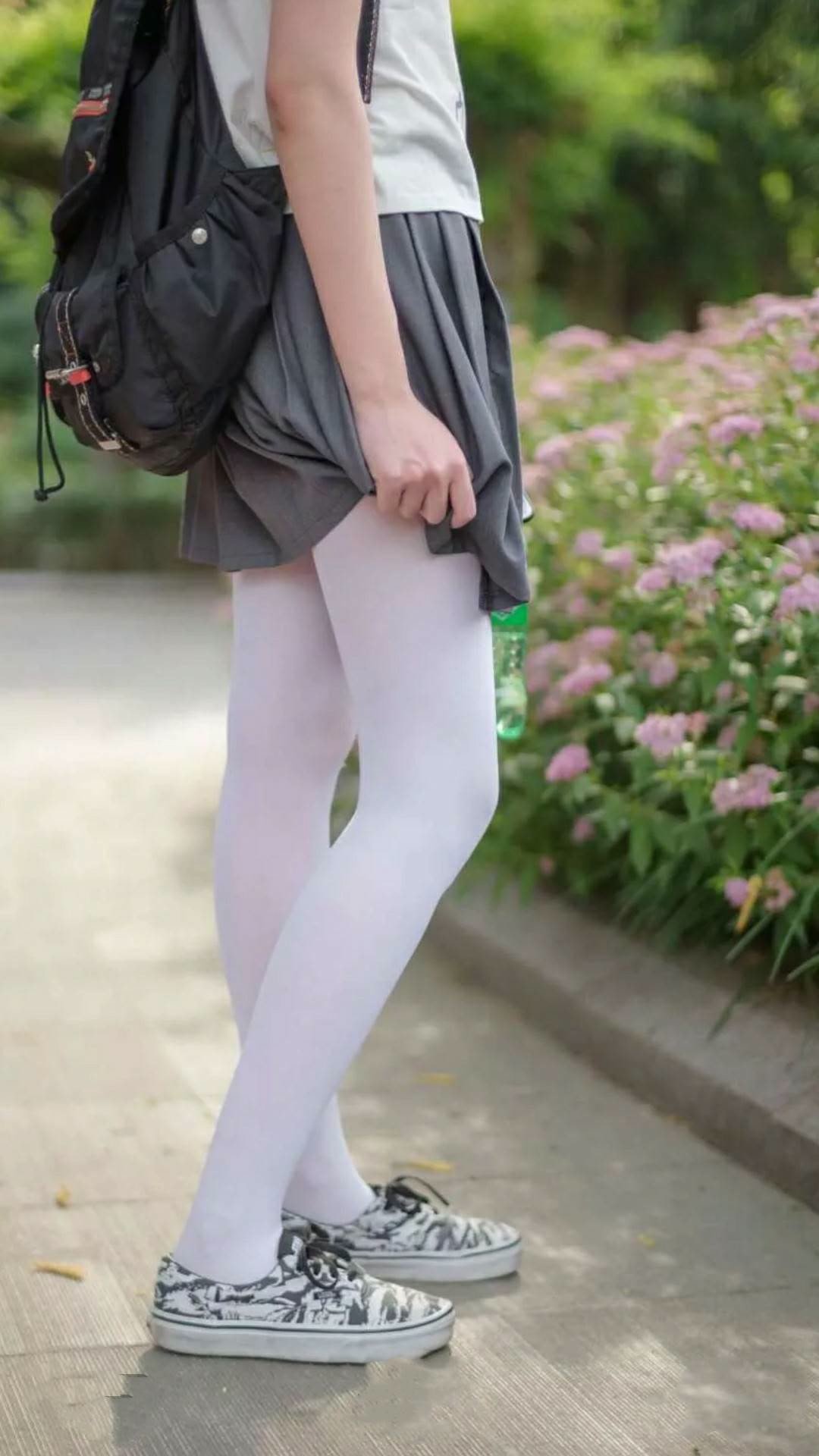 开云下载-掘金战术棋盘上的国王，约基奇用大师级压制为老鹰上高阶篮球课