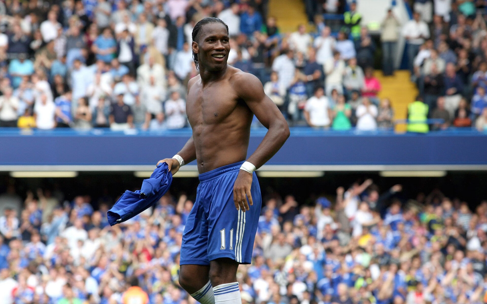 开云体育app-库里，当勇三疯遇见江南烟雨，舞台越大他越疯魔