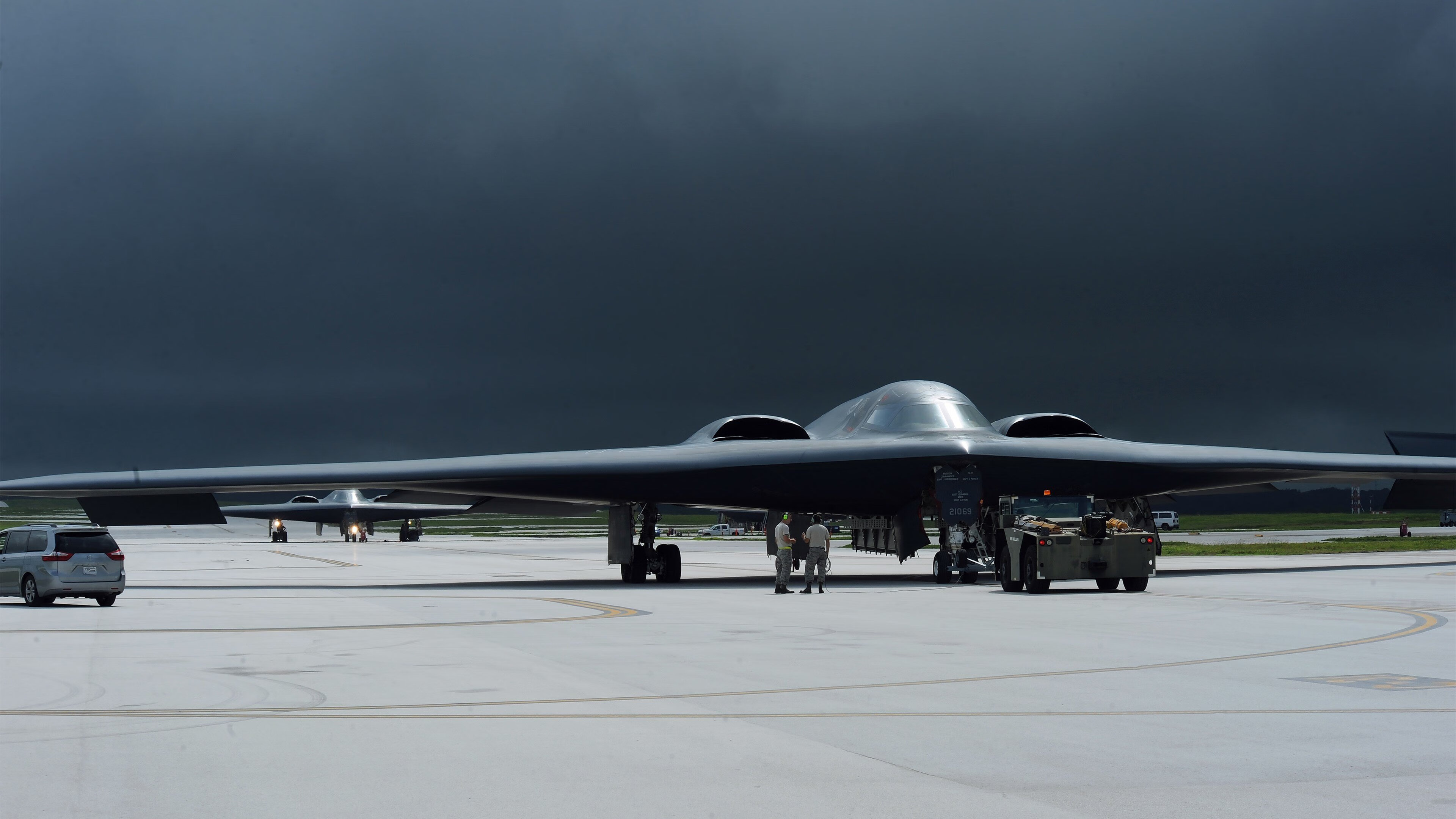 开云体育app-欧冠篮球淘汰赛焦点战，灰熊强势压制广厦队，跨界对决引爆全球视野