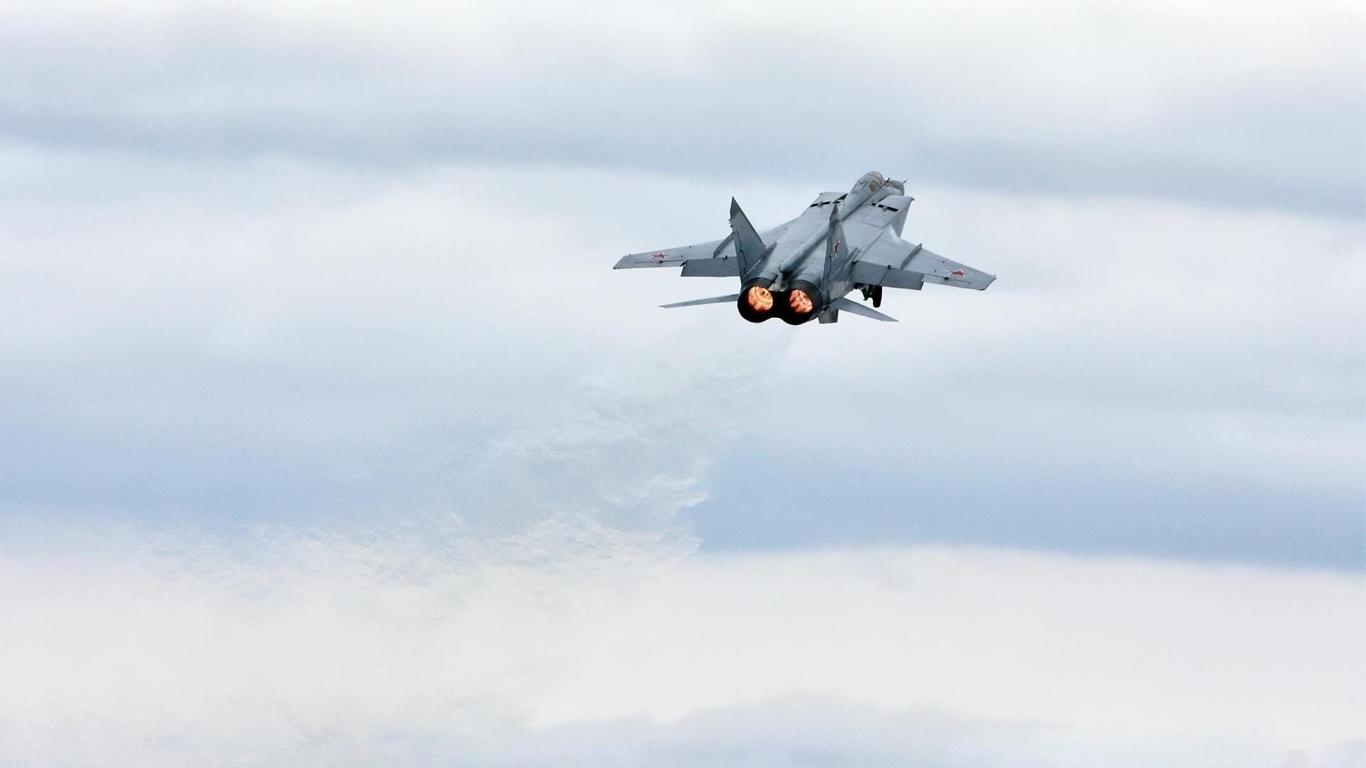 开云体育下载-关键先生利拉德轰下42分，步行者提前收割篮网胜利悬念