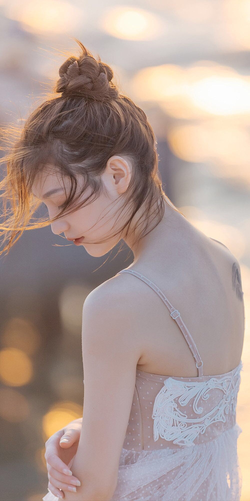 开云体育在线-欧冠淘汰赛焦点战,摩洛哥劲旅完胜安哥拉对手,展现非洲足球新格局