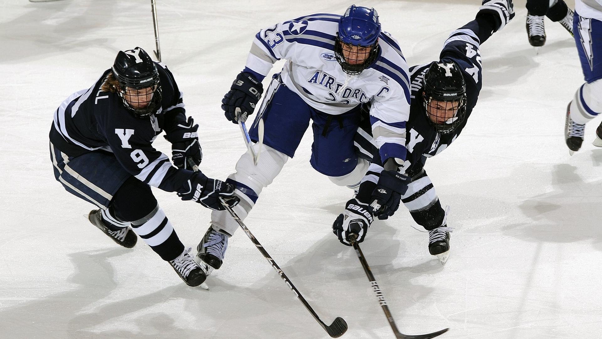 开云体育入口-东亚铁骑风雪夜碾过王子公园,阿拉巴绝杀改写欧冠格局