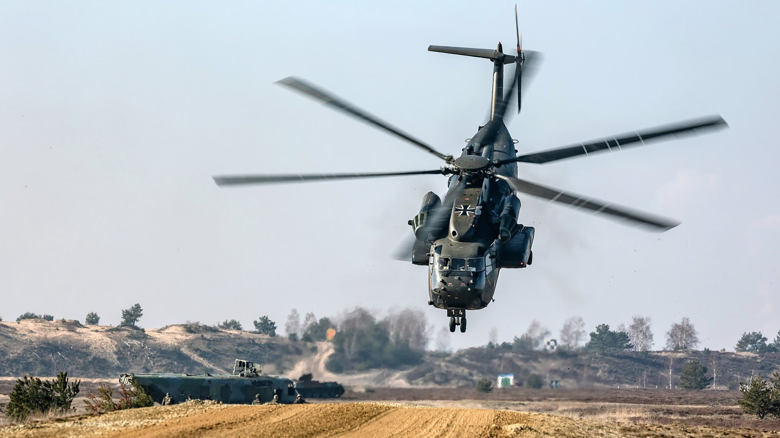开云下载-年度焦点之战之夜，切特大场面先生的传奇绽放